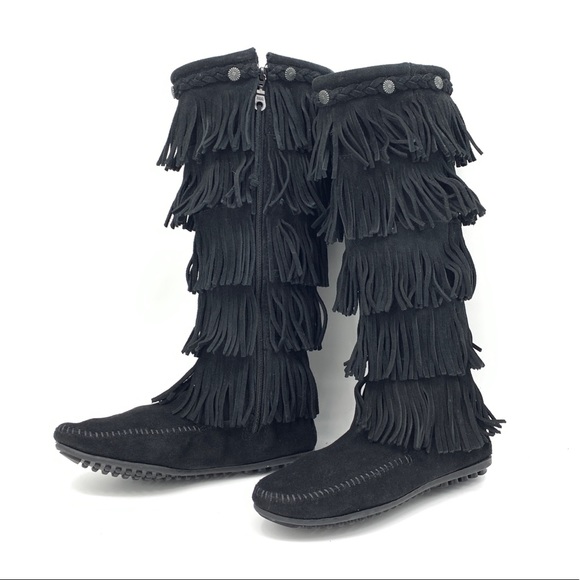 Minnetonka Shoes - Minnetonka Suede Powwow 5 Layer Fringe Boot